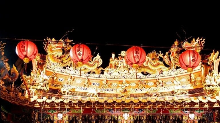 Luminious Taiwanese temple