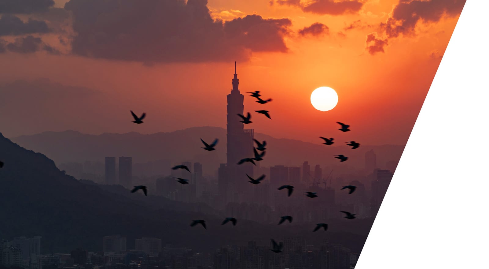 skyline of taipei during sunset
