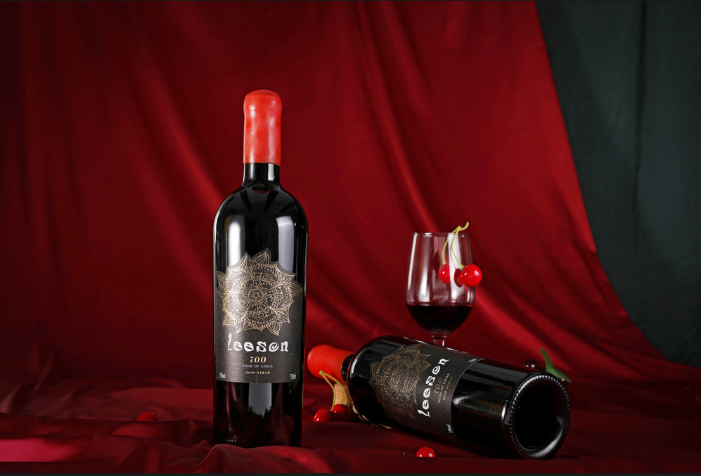 Yuncang Winery's brand LEESON red wine s