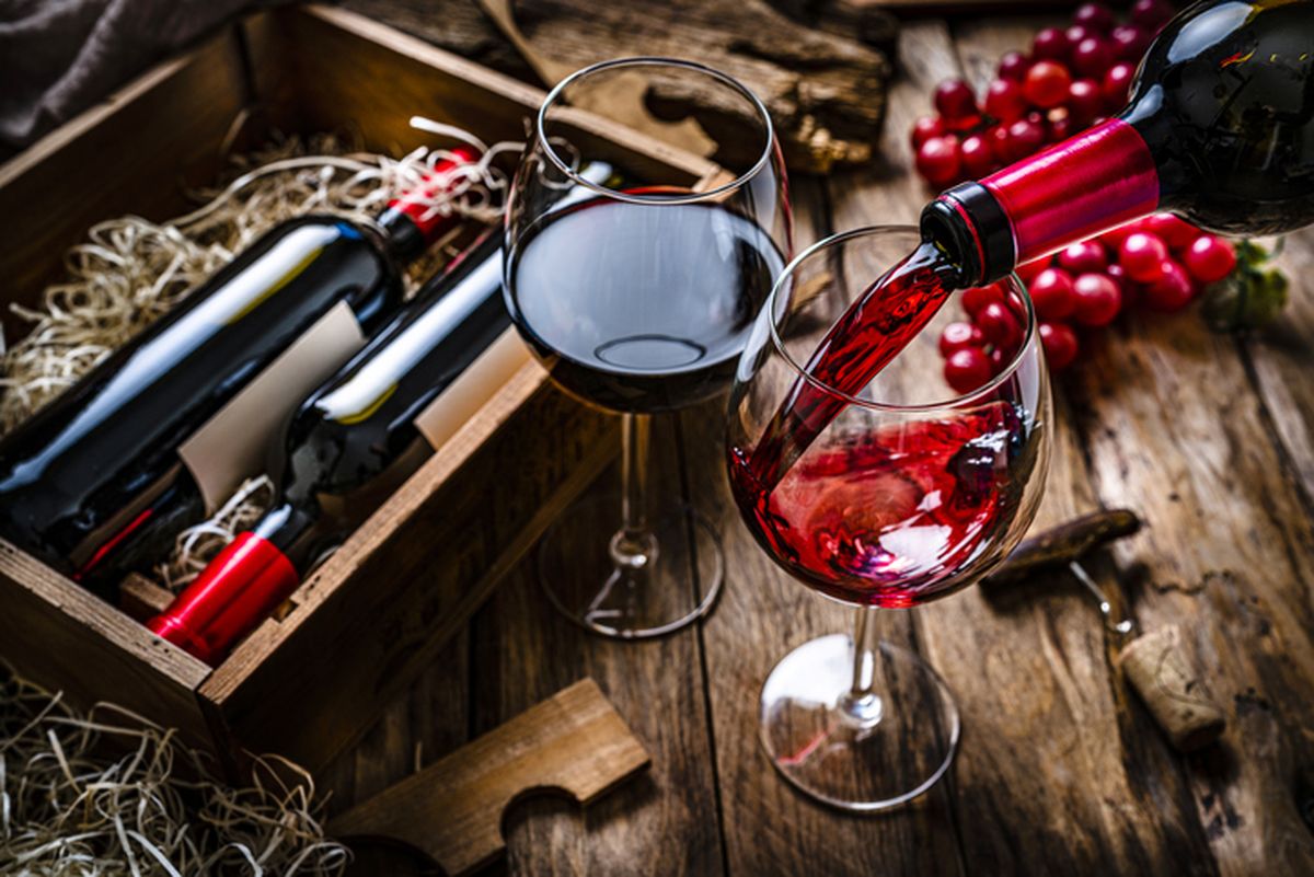 Do you know the lifespan of wine in your