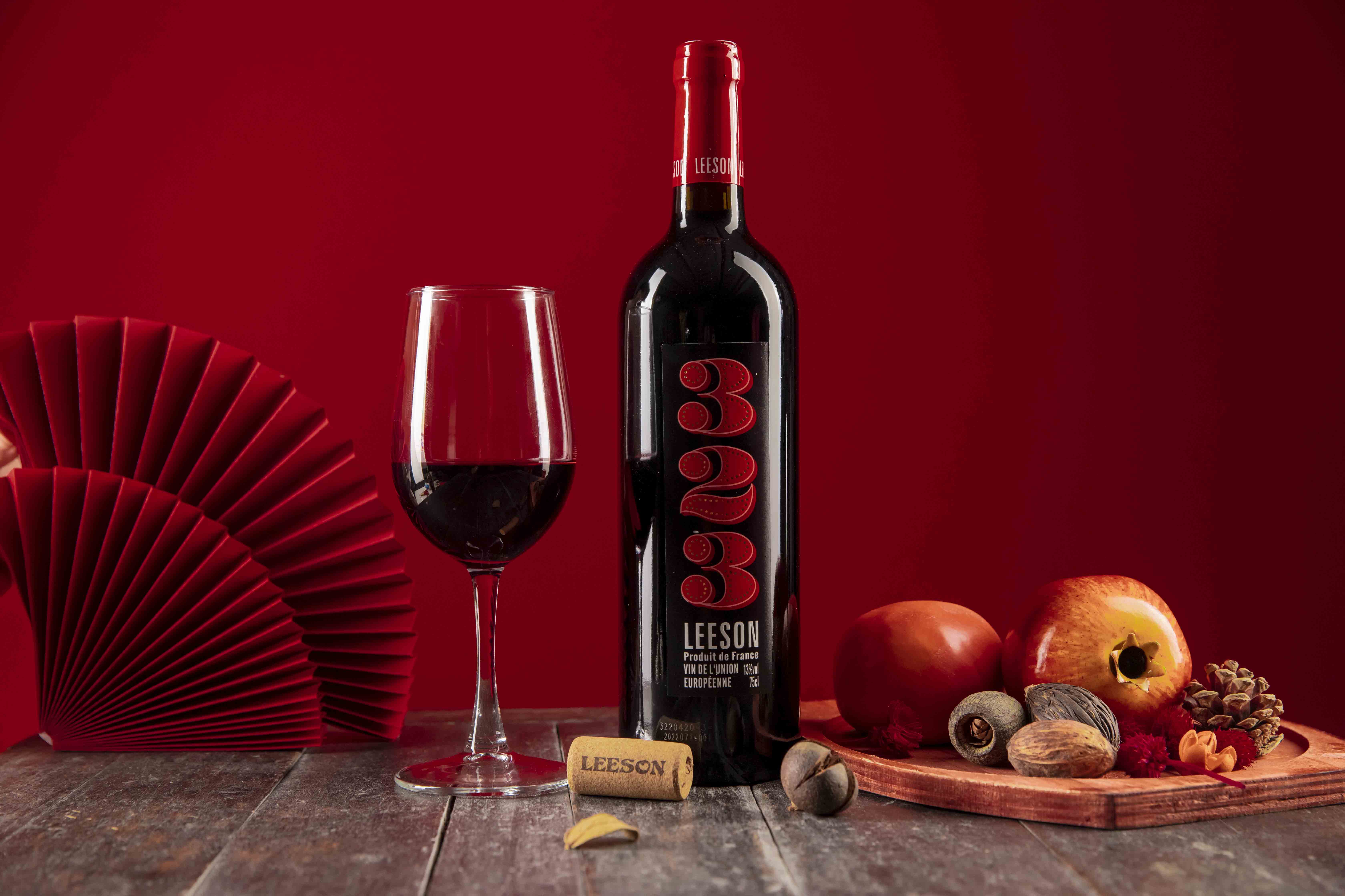 The brand LEESON red wine of Yuncang Win